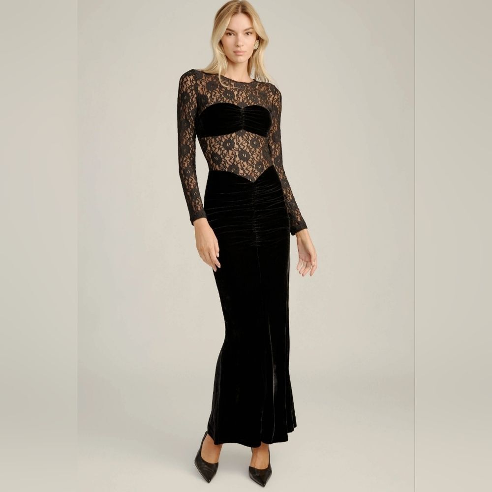 Bardot helenie velour lace maxi dress‎ in black